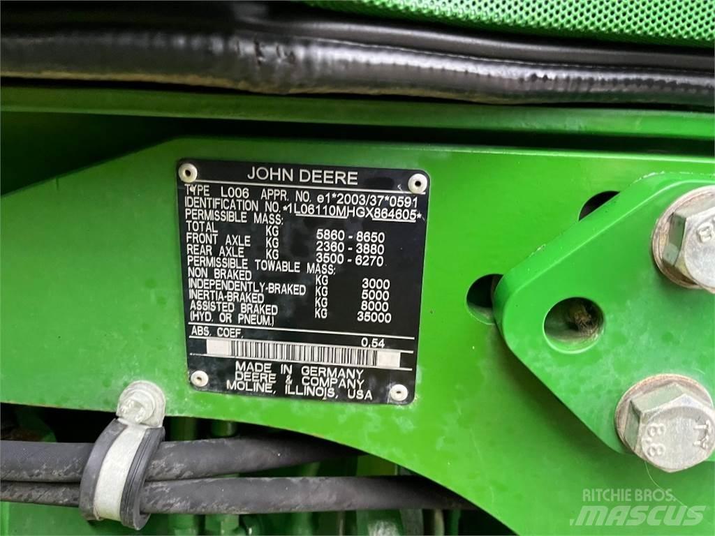 John Deere 6110 M الجرارات