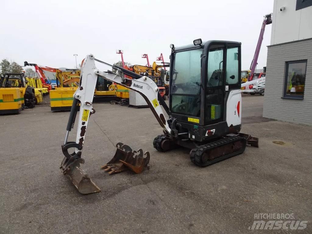 Bobcat E19 حفارات صغيرة أقل من 7 طن (حفارات صغيرة)