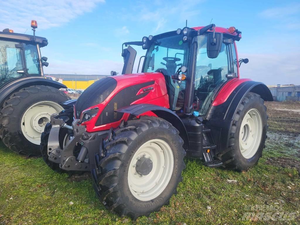 Valtra N 155 Versu الجرارات
