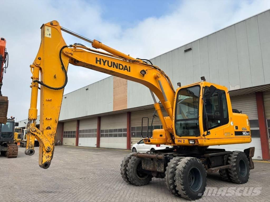 Hyundai 140W-7 حفارات بعجل