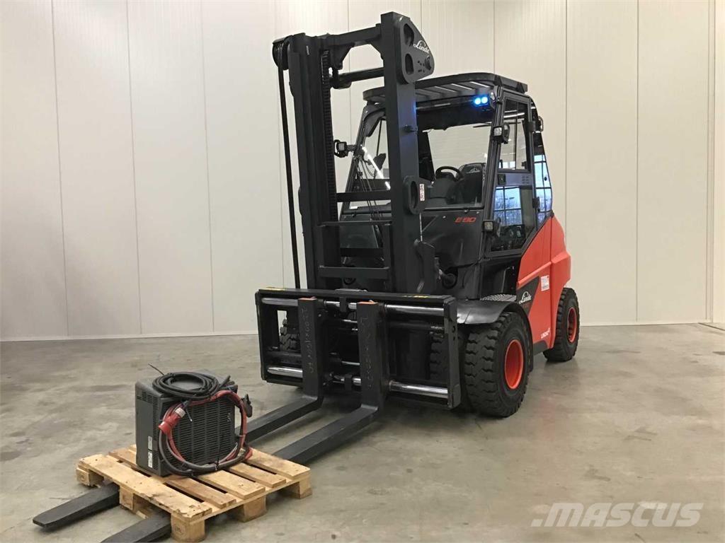 Linde E80 شاحنات ذات رافعات شوكية تعمل بالكهرباء