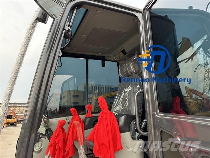Volvo EC 60 D حفارات زحافة