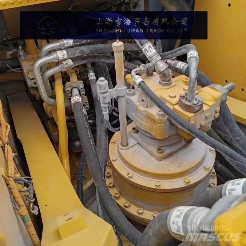 CAT 340 D حفارات زحافة