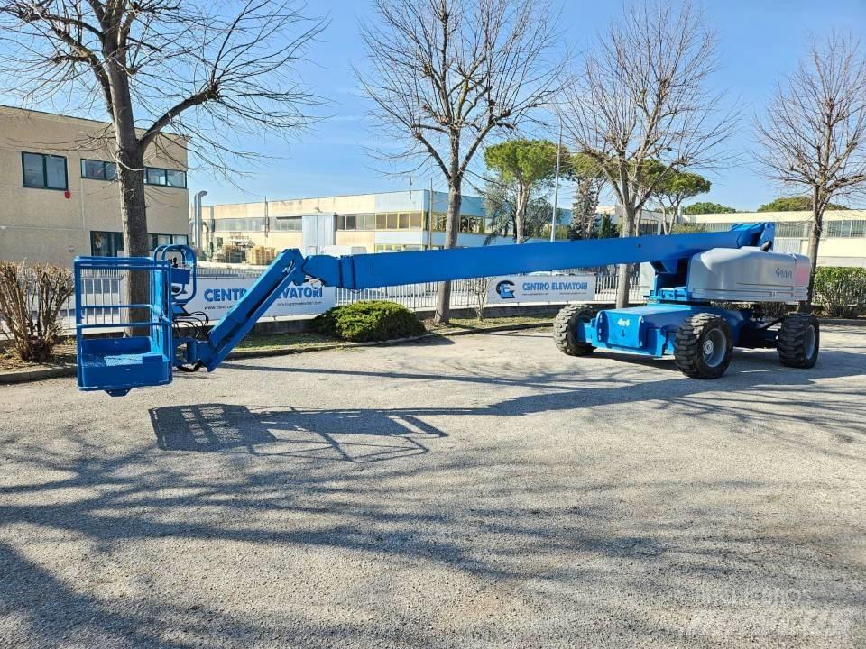 Genie S 85 4WD رافعات سلة تلسكوبية