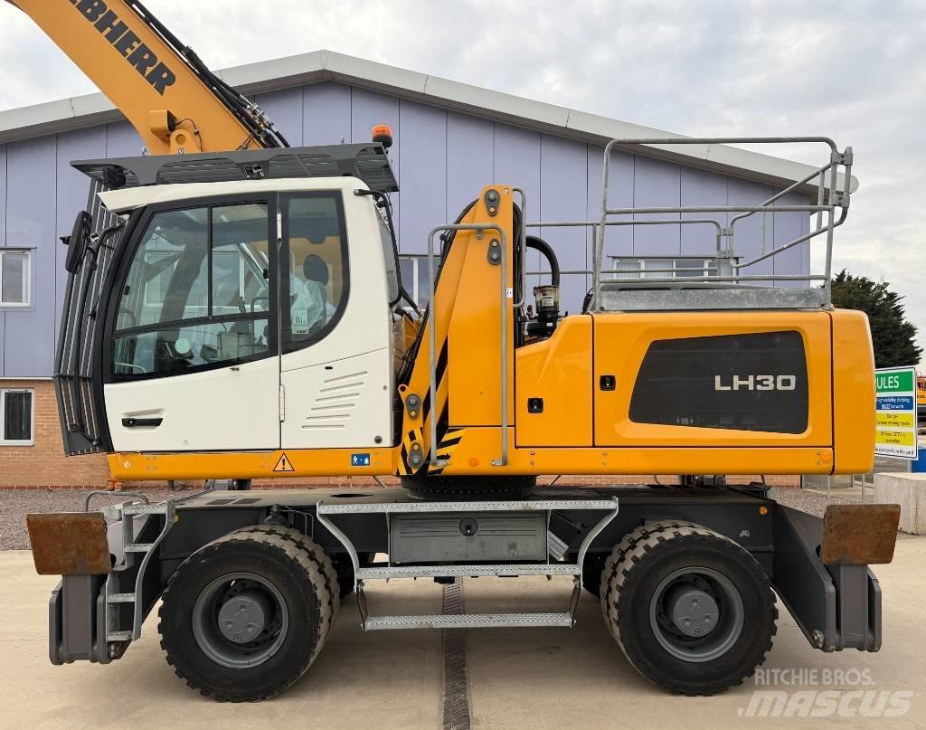 Liebherr LH 30 M مناولات المخلفات / مناولات صناعية