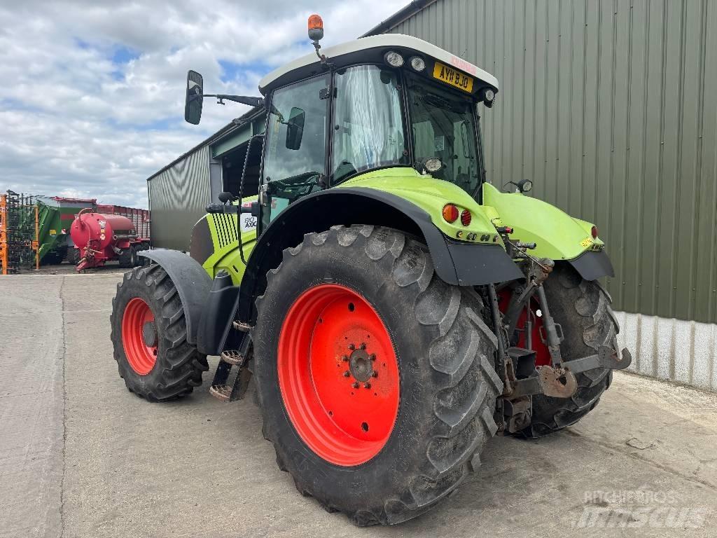 CLAAS Axion 810 الجرارات