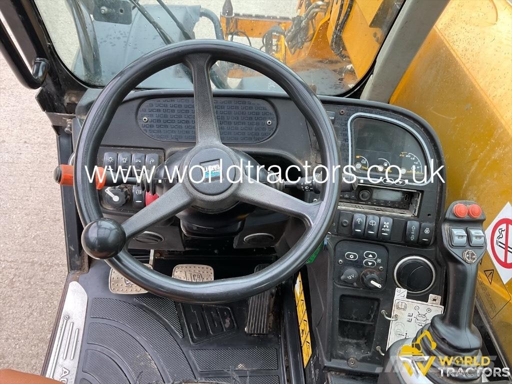 JCB 541-70 Agri PRO معدات مناولة لأغراض الزراعة
