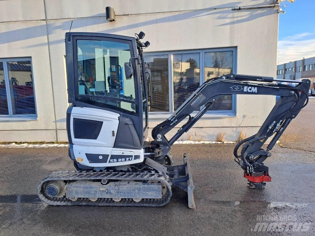 ECM ES 25 ZT حفارات صغيرة أقل من 7 طن (حفارات صغيرة)
