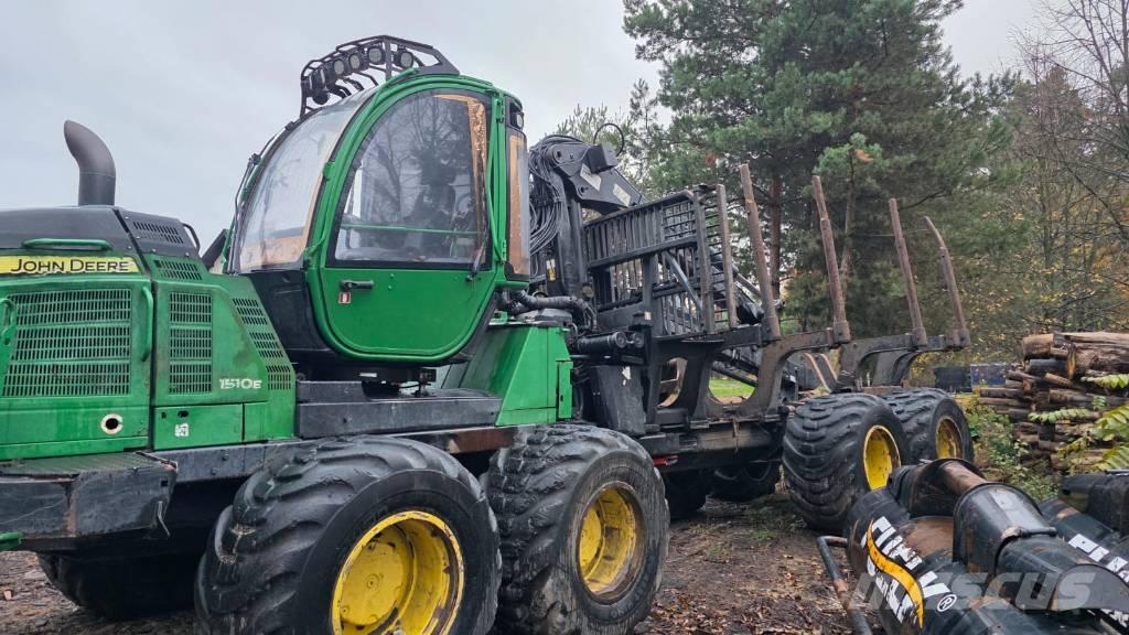 John Deere 1510 E شاحنات