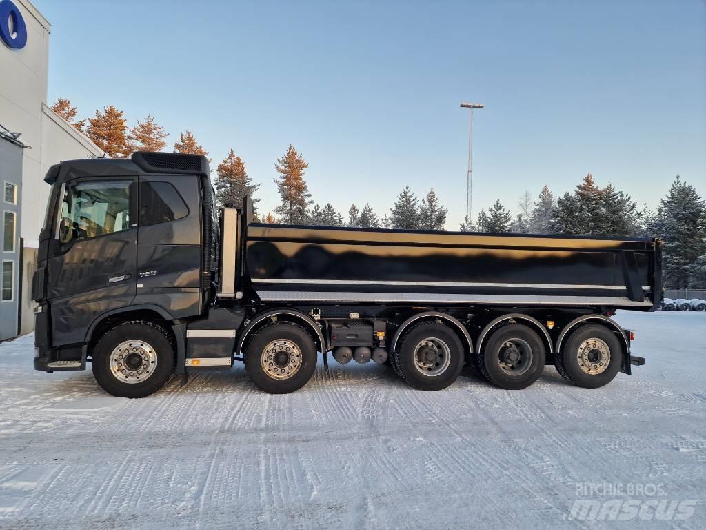 Volvo FH 16 750 شاحنات قلابة