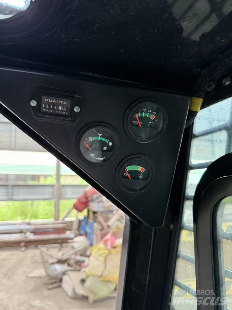 Bobcat S 18 لوادر انزلاقية التوجيه