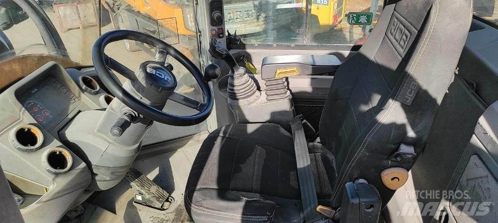 JCB 457 HT لوادر بعجل