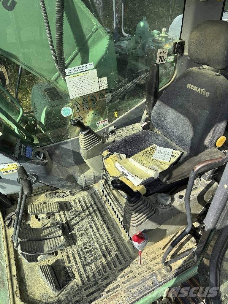 Komatsu PC 240 NLC-8 حفارات زحافة