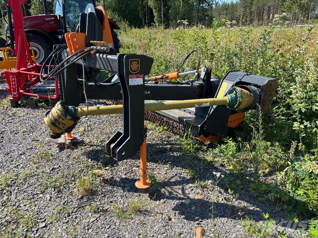 TMC Cancela TDE 250 جزازات وأغطية المراعي