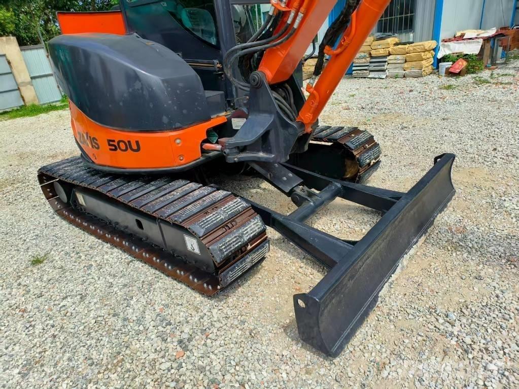 Hitachi ZX 50 U حفارات صغيرة أقل من 7 طن (حفارات صغيرة)