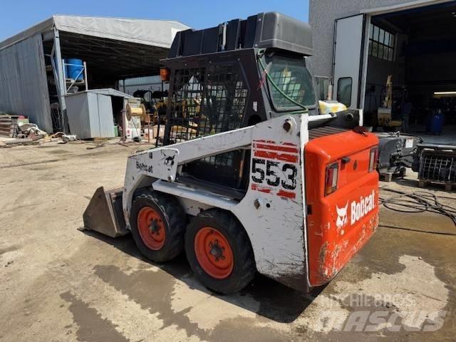 Bobcat 553 لوادر انزلاقية التوجيه