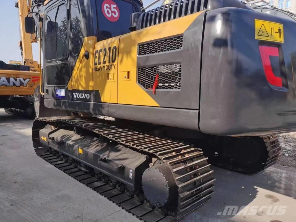 Volvo EC 210 B LC حفارات زحافة