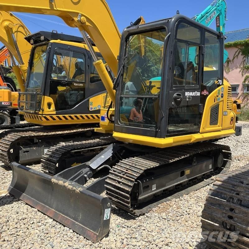 Komatsu PC 70 حفارات زحافة