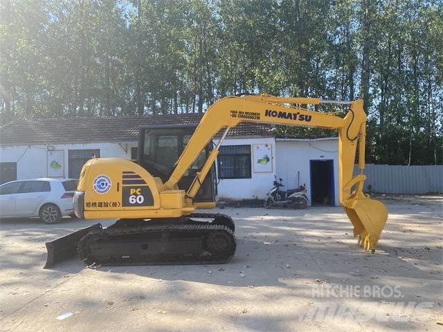 Komatsu PC60-8 حفارات زحافة
