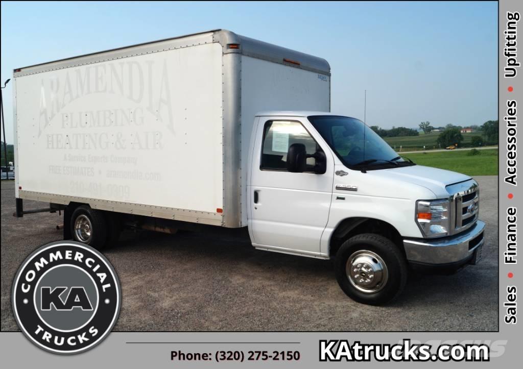 Ford E 350 SD شاحنات ذات هيكل صندوقي