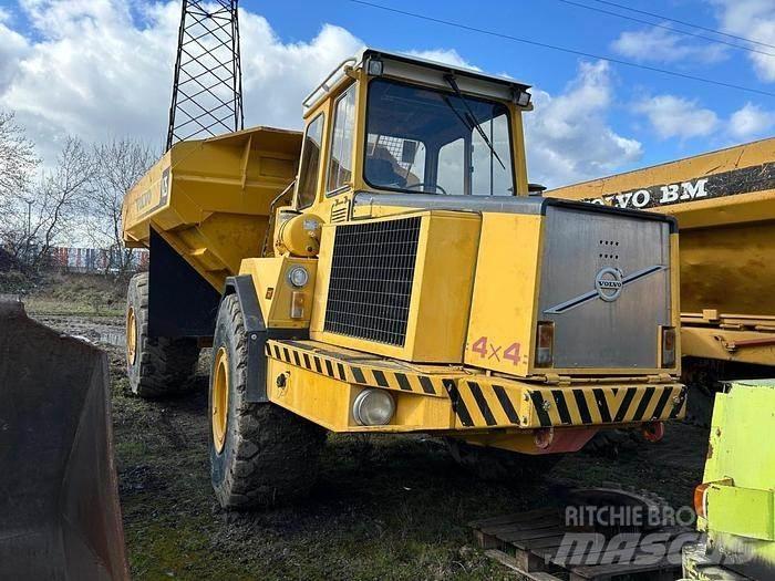 Volvo A 25 B عربات نقل قلابة للمواقع