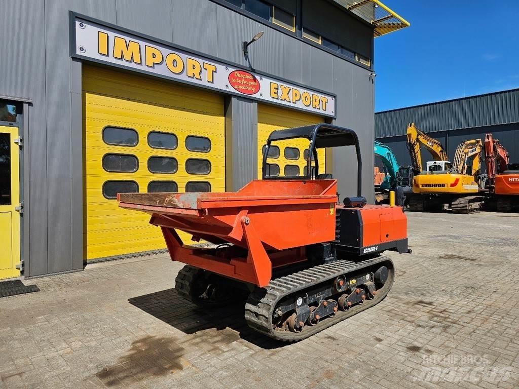 Kubota KC250HR-4 عربات نقل قلابة مجنزرة