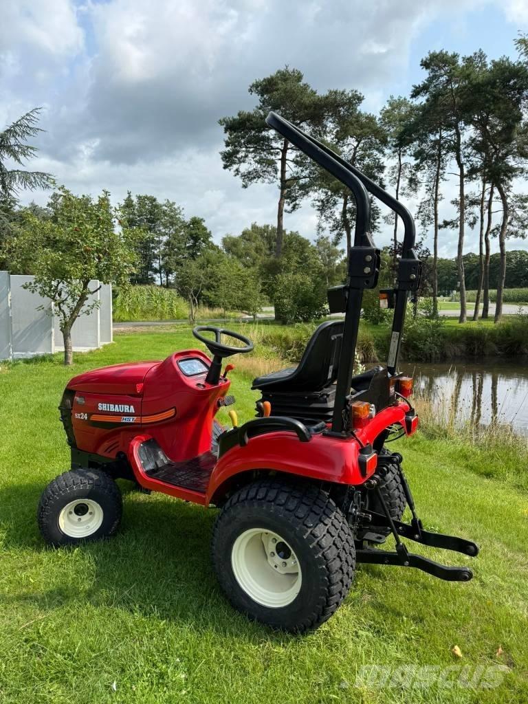 Shibaura SX 24 جرارات مدمجة