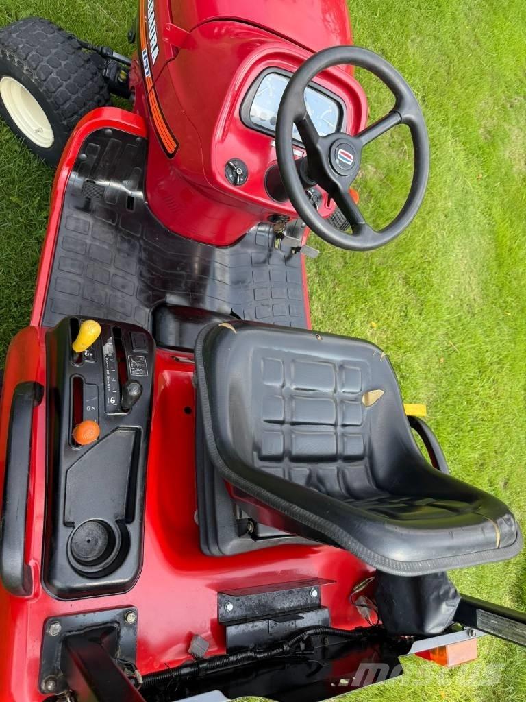 Shibaura SX 24 جرارات مدمجة
