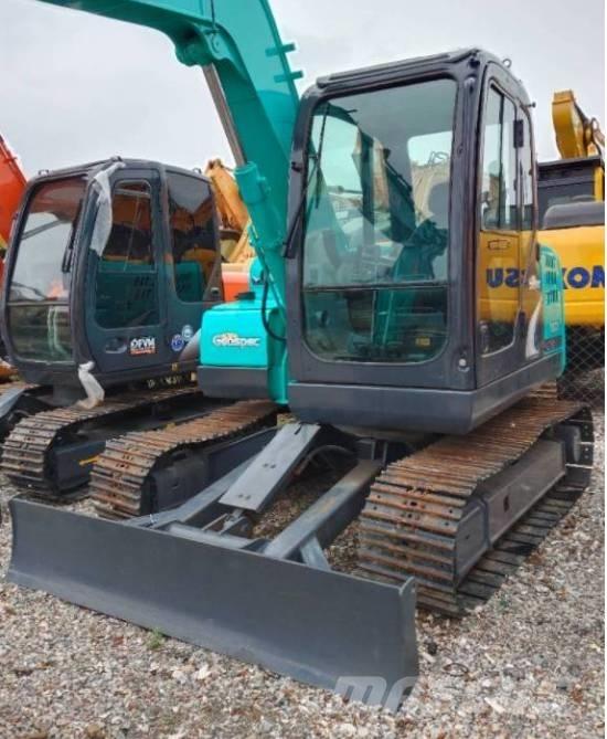 Kobelco SK 75 حفارات وسط 7 طن - 12 طن