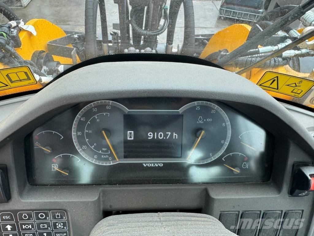 Volvo L 180 H لوادر بعجل