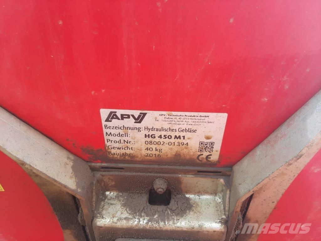 Kuhn Discover XM زحافات ساحقة