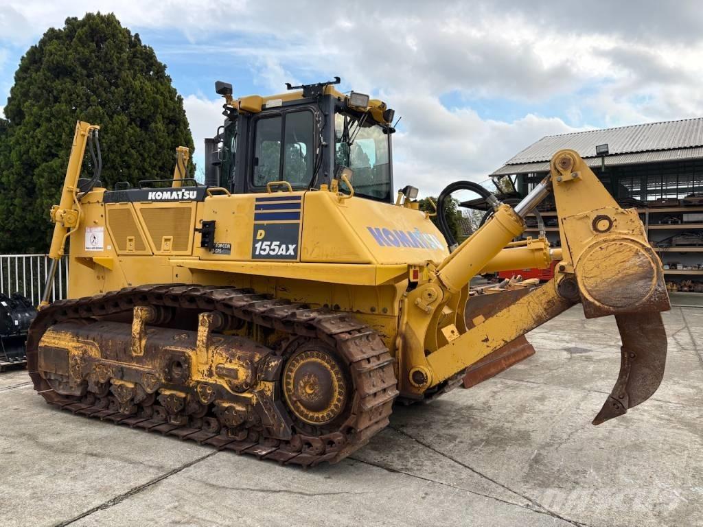 Komatsu D 155 AX-7 بلدوزرات مجنزرة