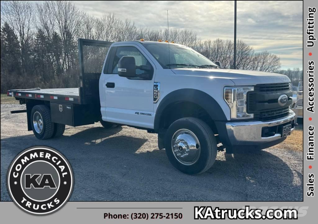 Ford F 550 XL SD شاحنات مسطحة/مفصلية الجوانب