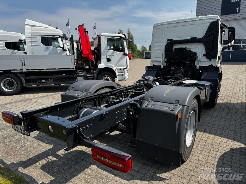 MAN TGM 18.290 شاحنات بمقصورة وهيكل