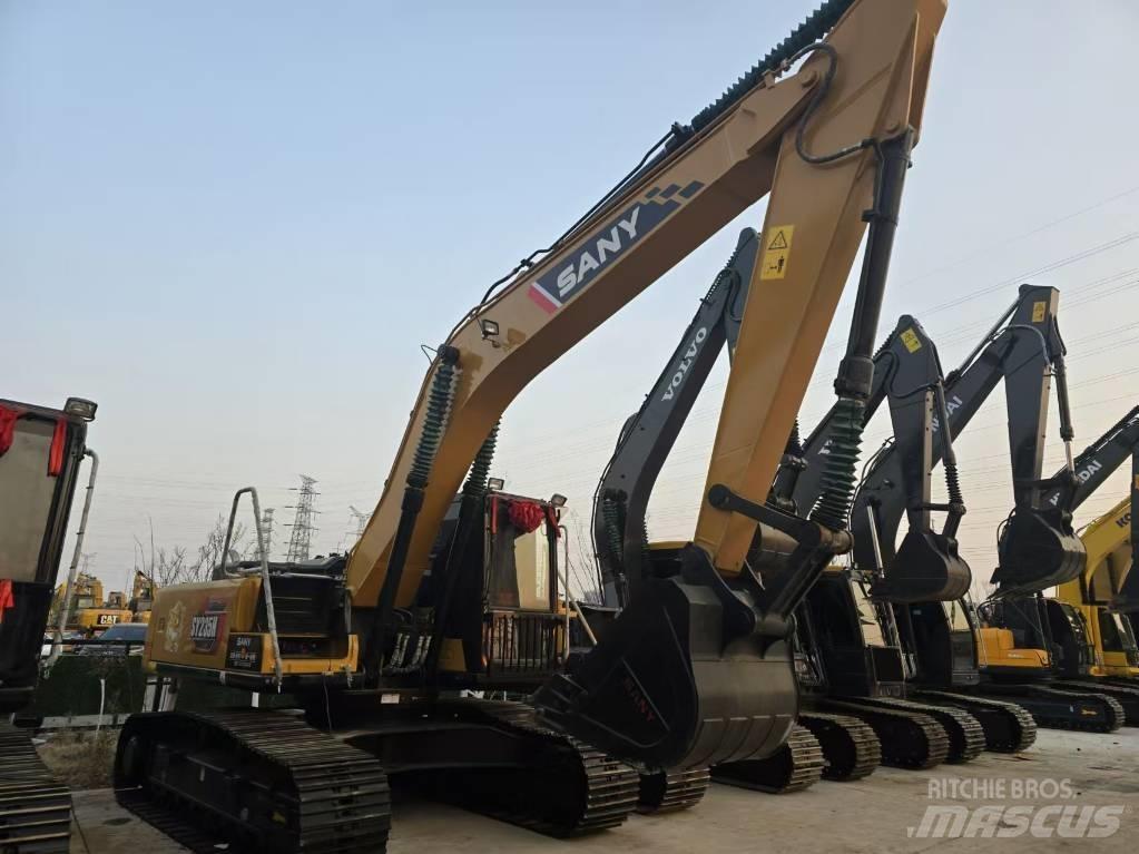 Sany SY 235 C حفارات زحافة