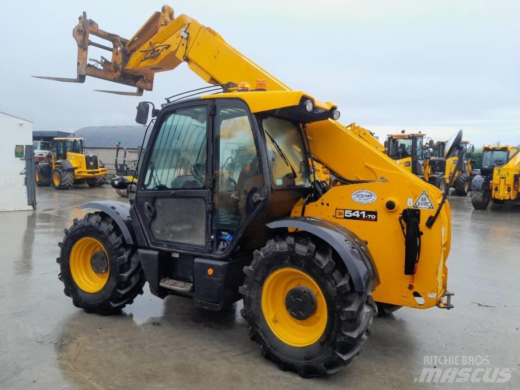 JCB 541-70 معدات مناولة لأغراض الزراعة