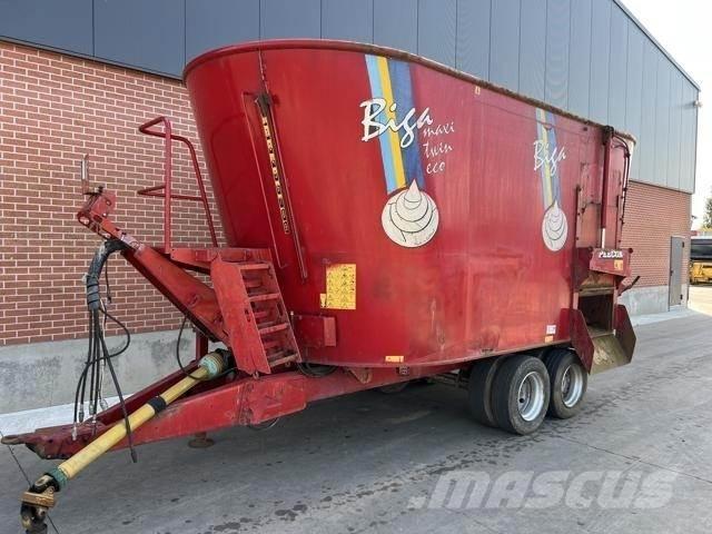 Peecon 26M³ ملقمات خلاط
