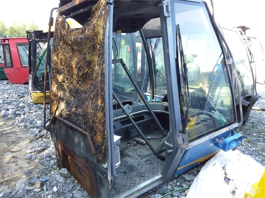 Rottne F18 كابينة والداخلية