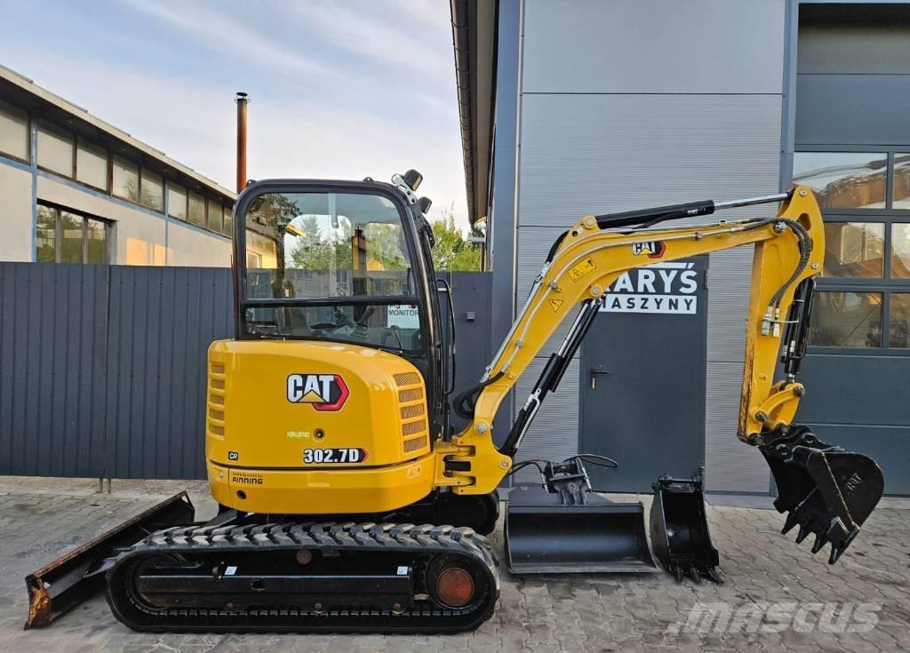 CAT 302.7 D حفارات صغيرة أقل من 7 طن (حفارات صغيرة)