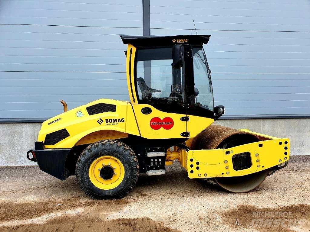 Bomag BW145D-5 مداحل أحادية الأسطوانة