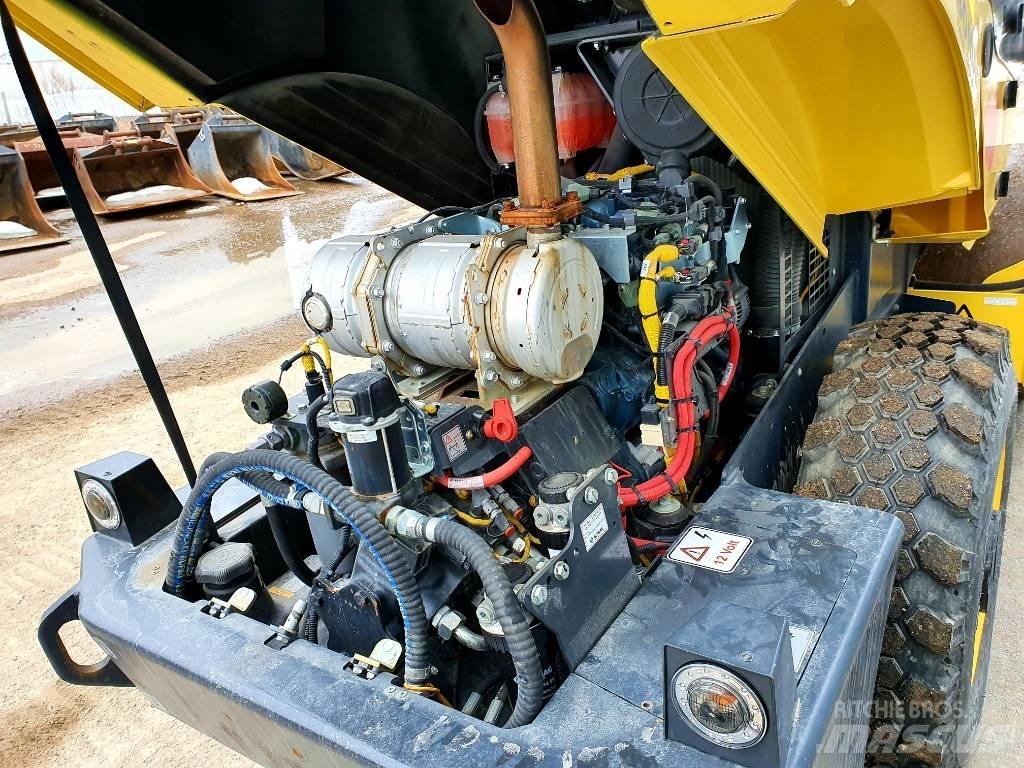 Bomag BW145D-5 مداحل أحادية الأسطوانة