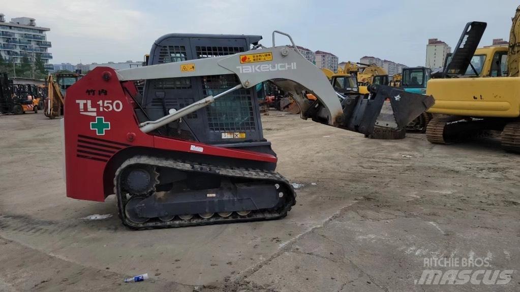 Takeuchi TL150 لوادر انزلاقية التوجيه