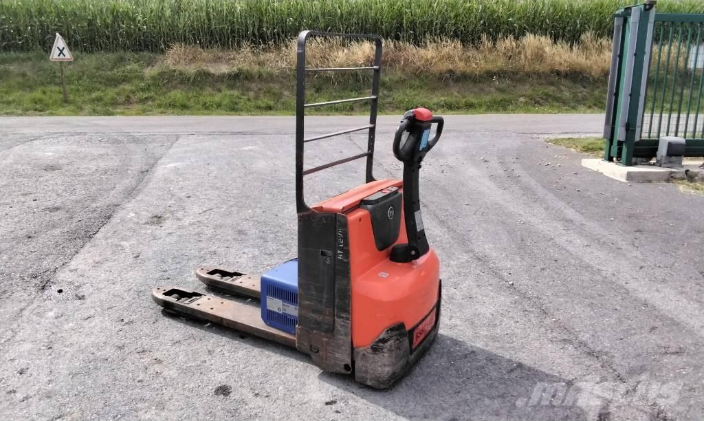 Toyota LWE 180 معدات الرفع منخفض المستوى