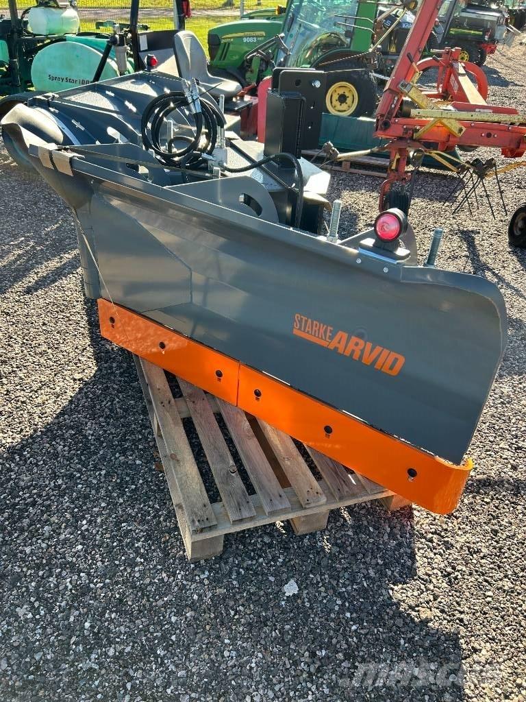 Fjärås 325 vikplog كاسحات جليد