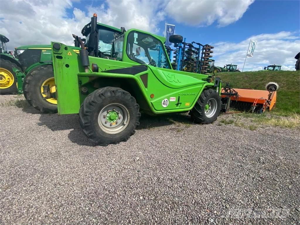 Merlo P 40.9 Plus معدات مناولة لأغراض الزراعة