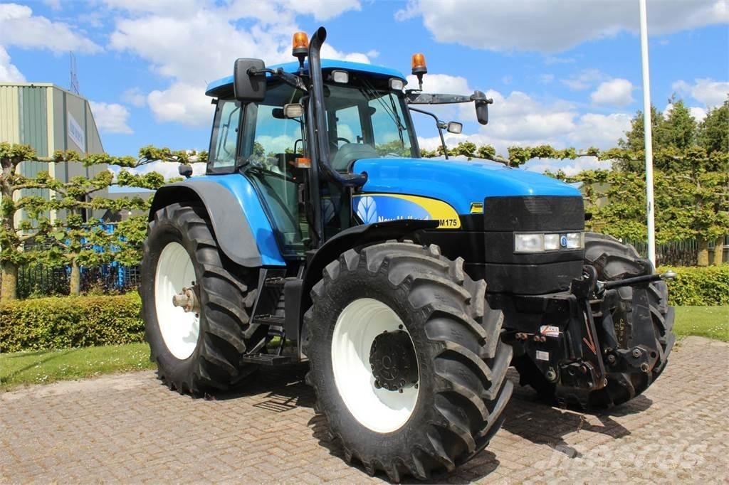 New Holland TM175 الجرارات