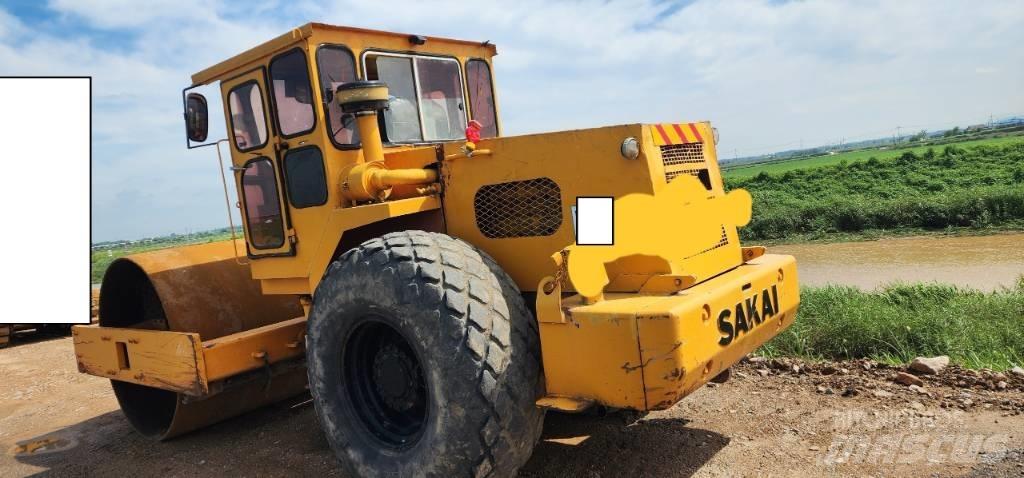 Sakai SV 500 D مداحل متنوعة