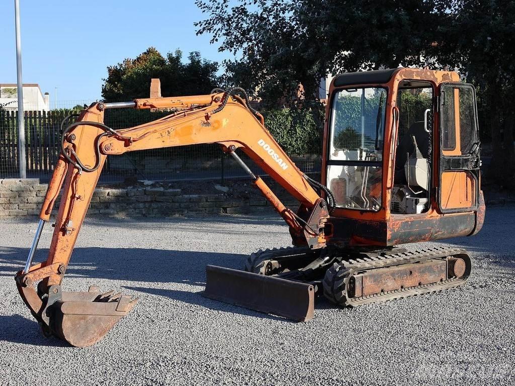 Doosan SOLAR035 حفارات صغيرة أقل من 7 طن (حفارات صغيرة)