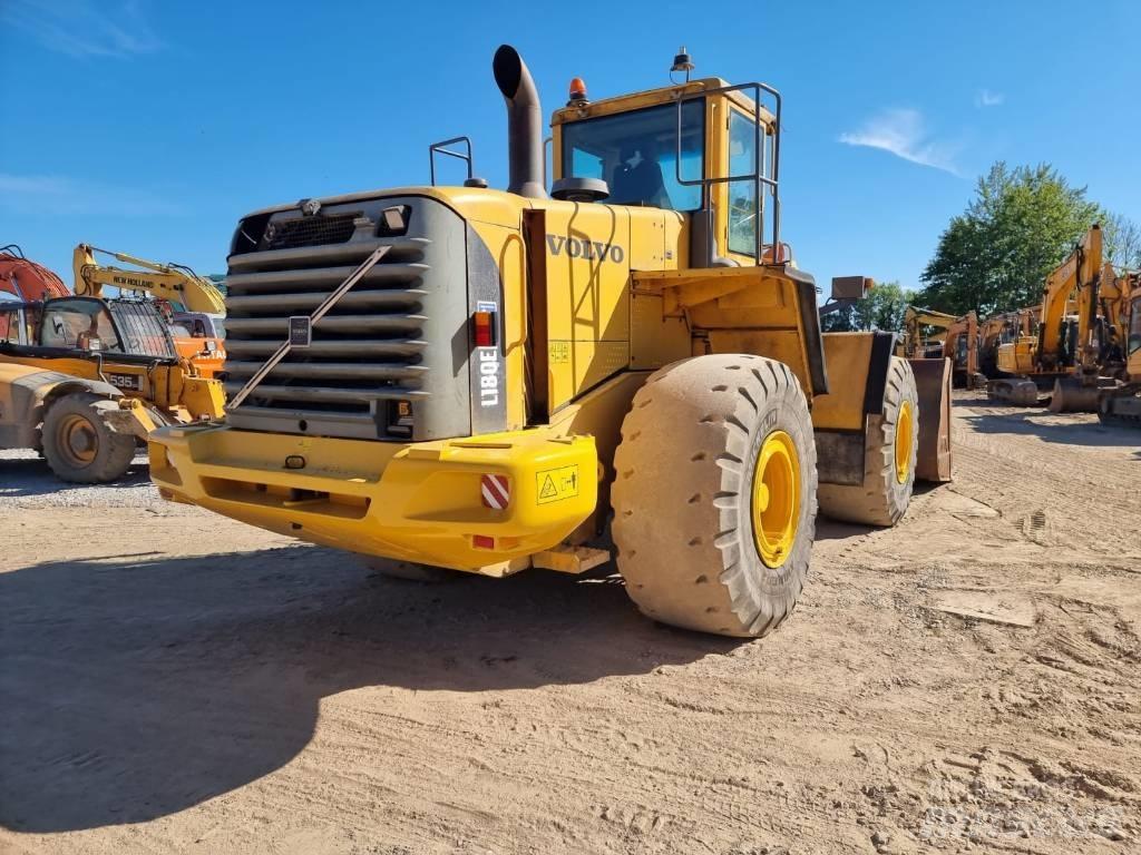 Volvo L 180 E لوادر بعجل