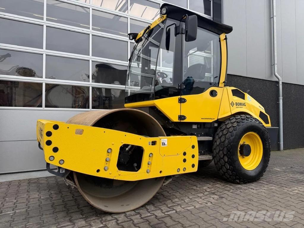 Bomag BW177D-5 مداحل متنوعة